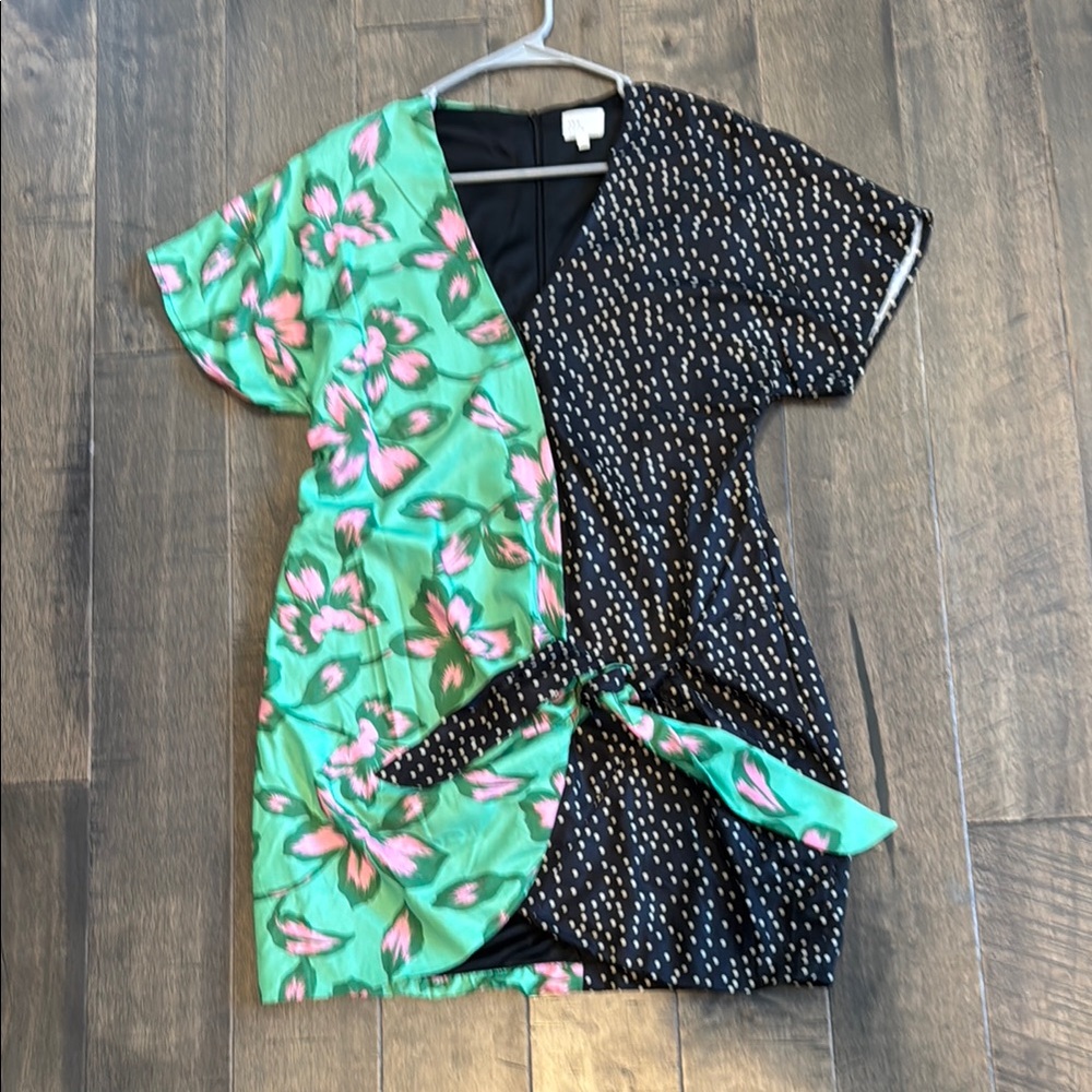 Dee Elle Green and Black Floral Mini Dress